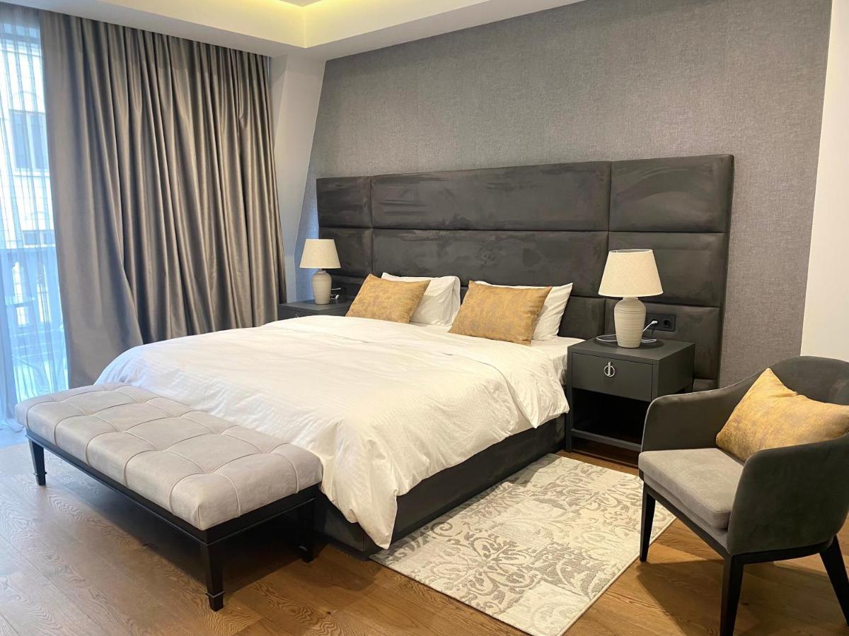 Heart Of Yerevan - City Center Luxury Apartments Exteriör bild